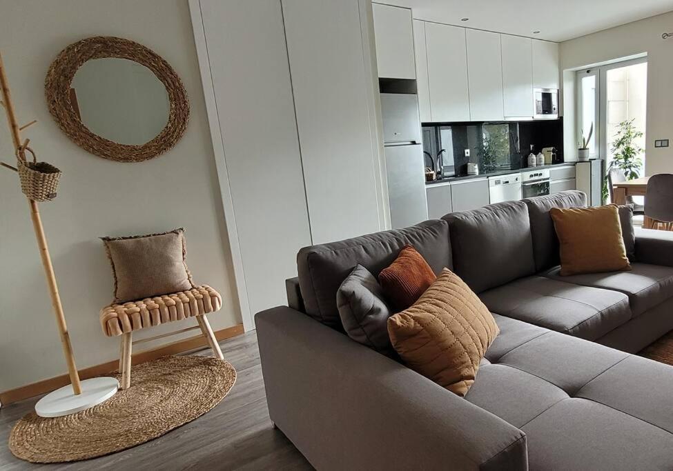Ao Lado Da Estacao Do Metro! Apartment Vila Nova de Gaia Bagian luar foto